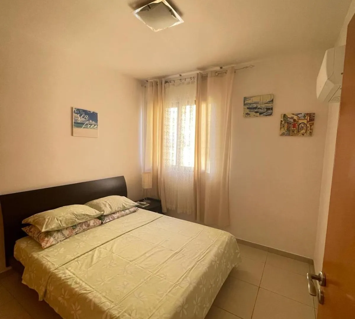 Vip Resort Apartment On Makenzie Beach 라르나카 키프로스