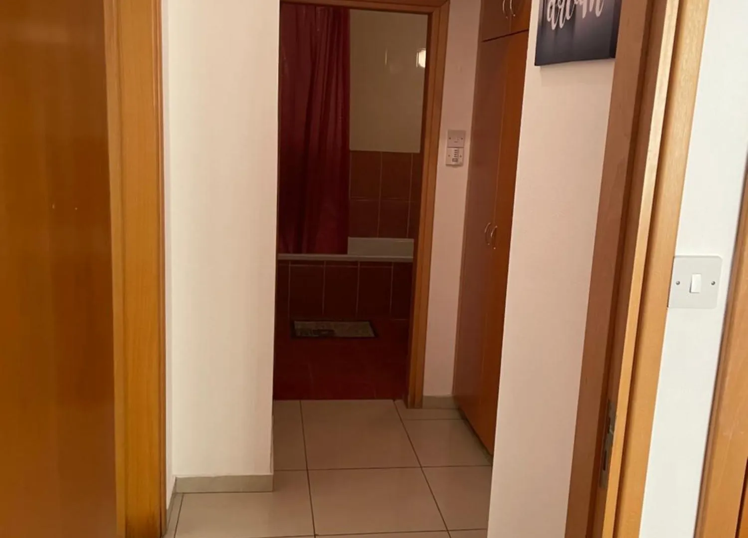 Vip Resort Apartment On Makenzie Beach 라르나카